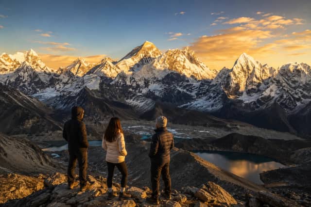 Everest Ana Kampı